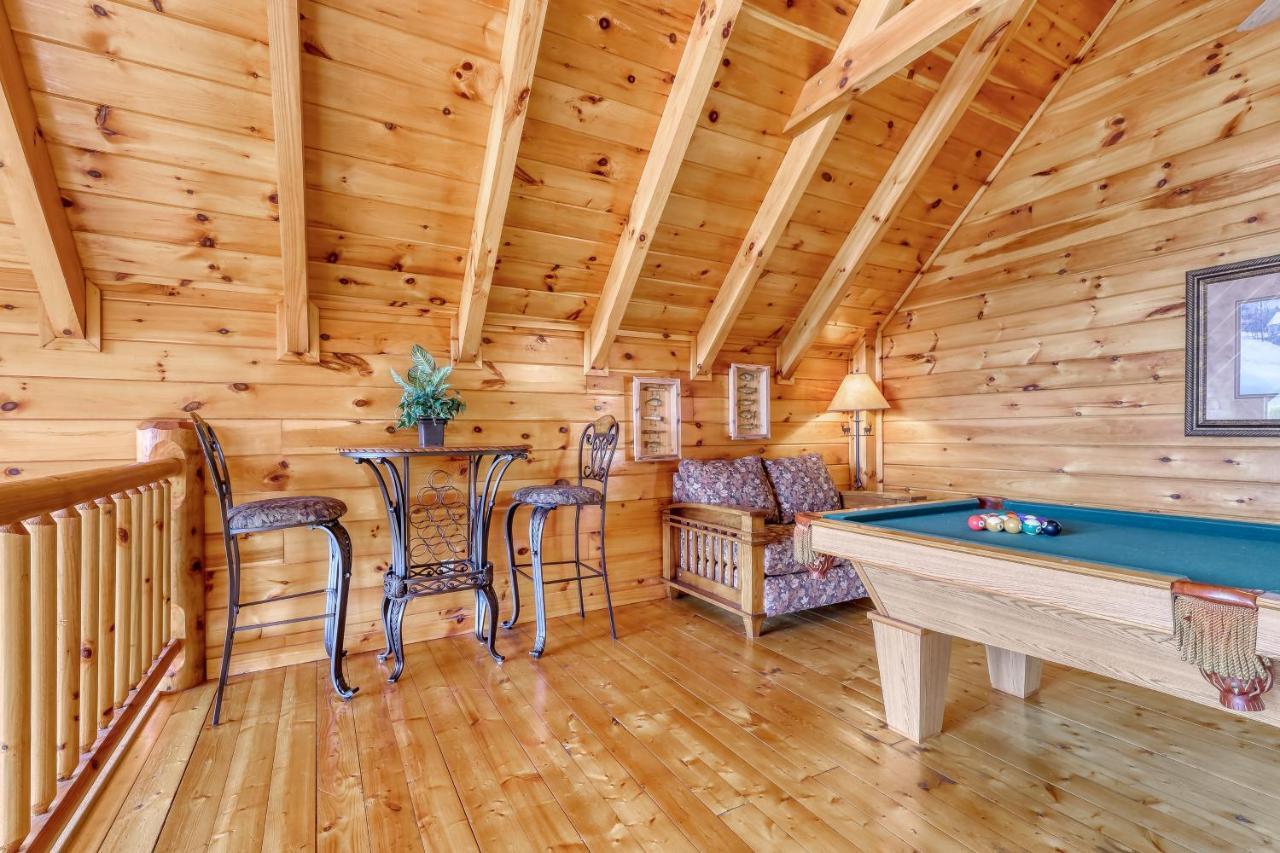 Lances Loft Villa Pigeon Forge Exterior photo